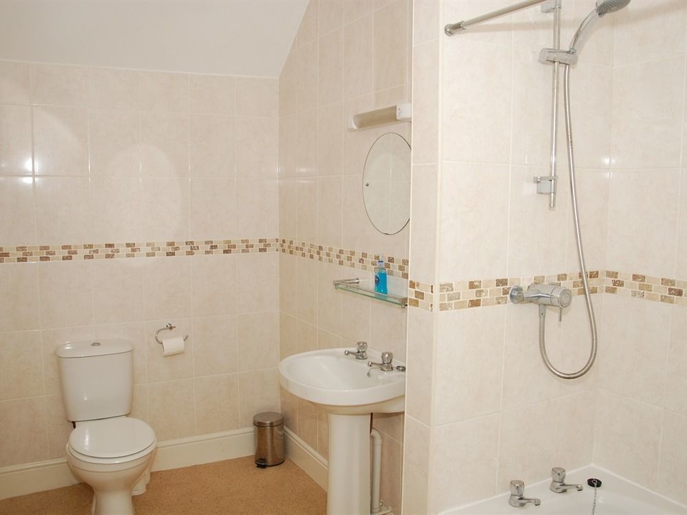 Kings Arms Hotel Holsworthy Bagian luar foto